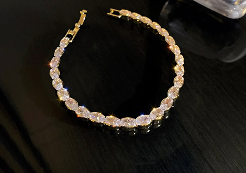 Lira Zircon Bracelet