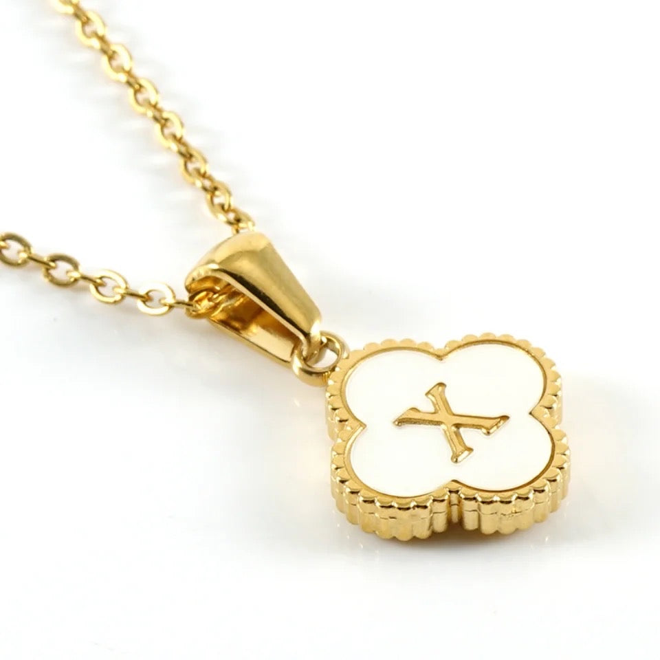 Pearl Clover Letter Pendant Necklace