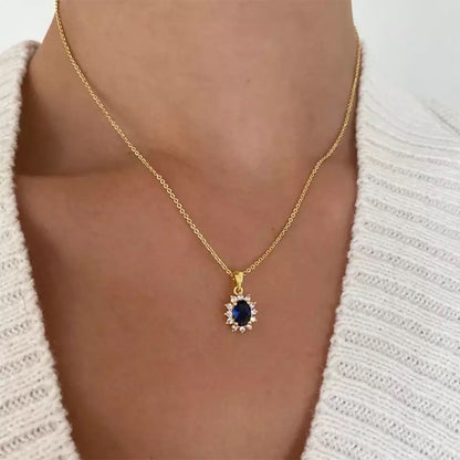 Sparkly Oval Zircon Necklace