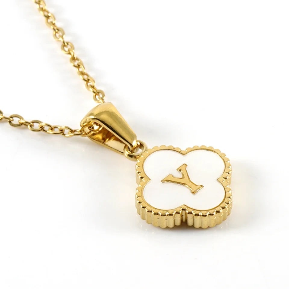 Pearl Clover Letter Pendant Necklace