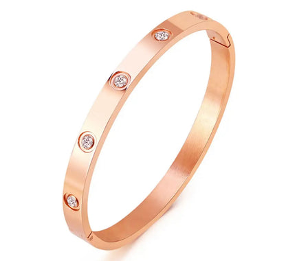 Dalia Bangle