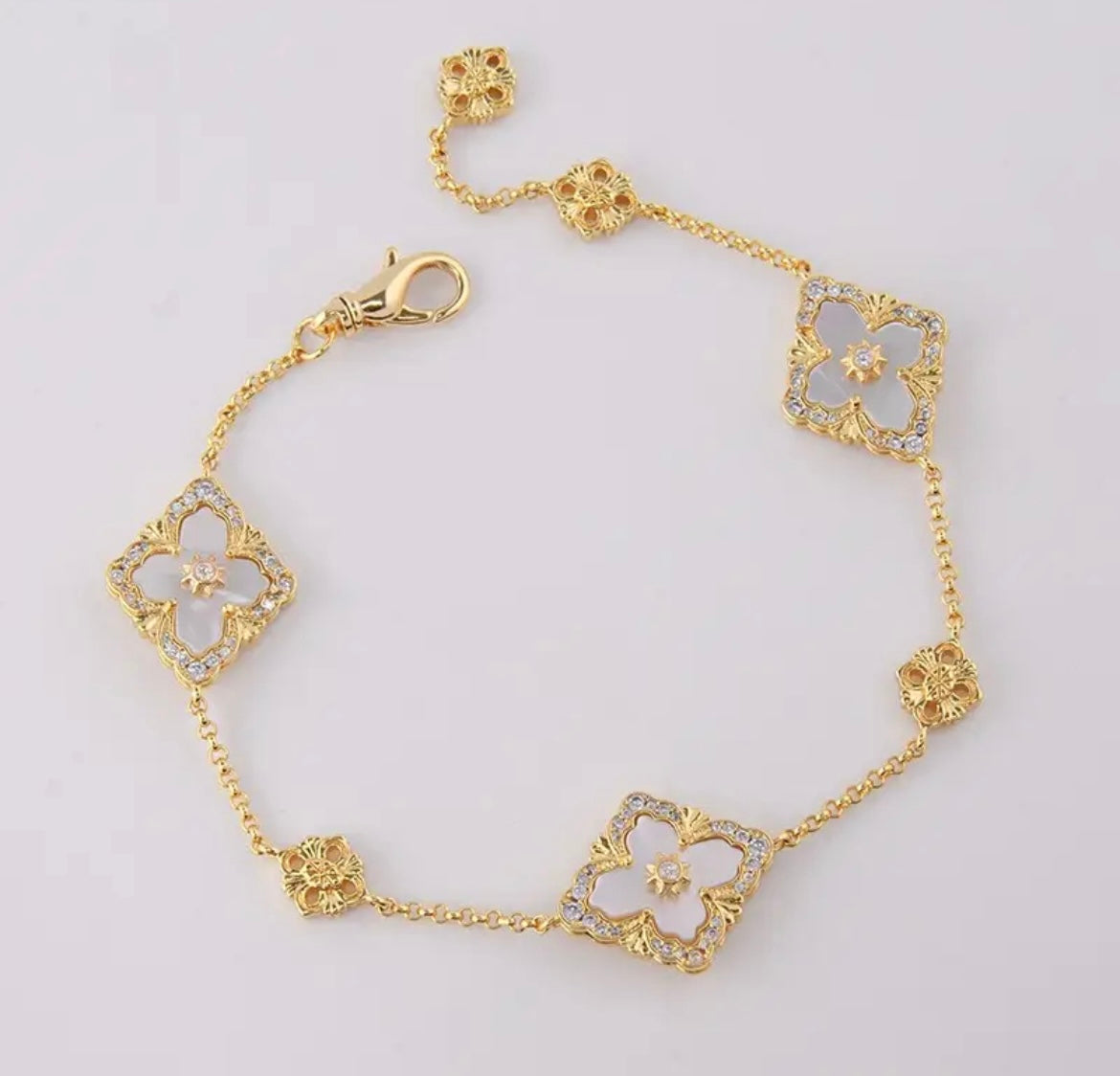 Adela Clover Bracelet