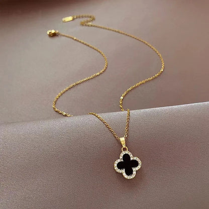 ALIYA Clover Necklace