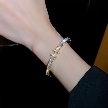 Humera Zircon Bracelet