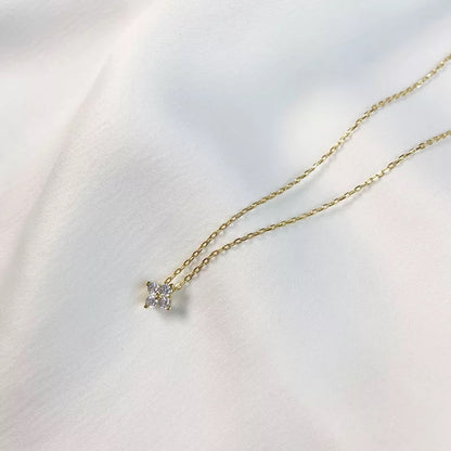 Petite Four Leaf Necklace