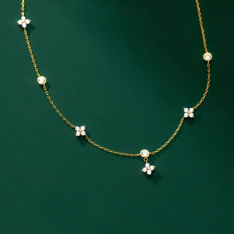 Four Leaf Clover Zircon Necklace