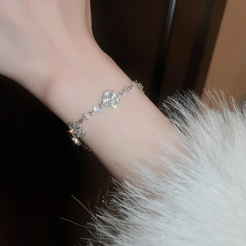 Meya Bracelet