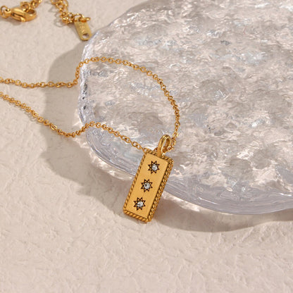 Star Zircon Pendant Necklace