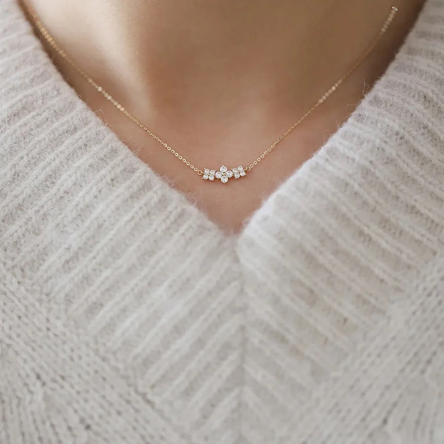 Three Flower Zircon Necklace