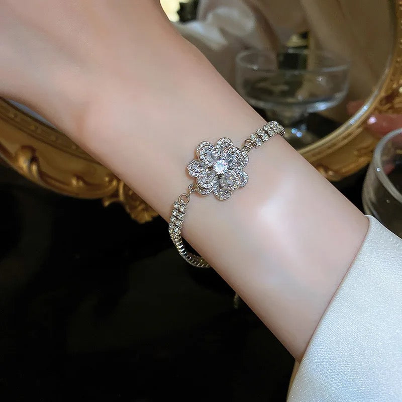 Sparkly Zircon Flower Bracelet