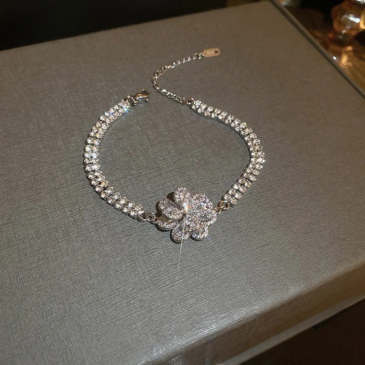 Sparkly Zircon Flower Bracelet