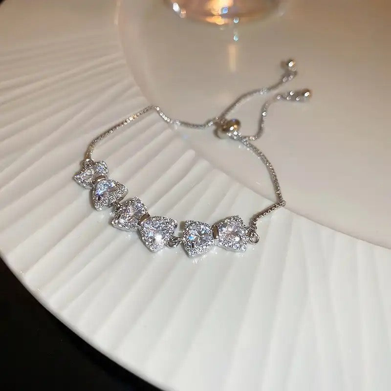 Bow Tie Zircon Bracelet